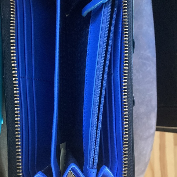 VGUC Kate Spade wallet - Picture 3 of 7